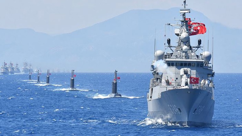 Ερντογάν: Ενίσχυση του τουρκικού Στόλου με δεκάδες οπλισμένα μη επανδρωμένα σκάφη