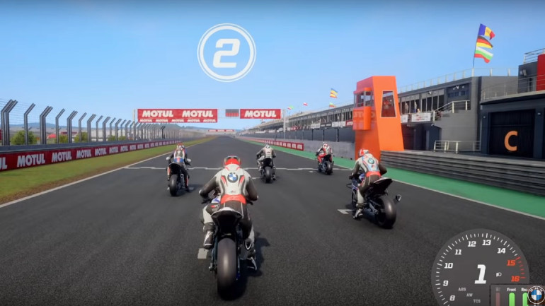 Η εκκίνηση του ξεχωριστού αγώνα...