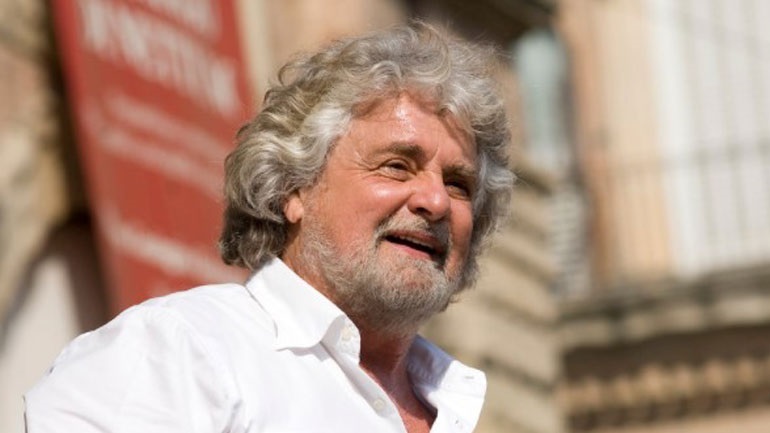 Ιταλία: Δικαστική κλήση στον Μπέπε Γκρίλο για παράνομη άσκηση επιρροής και διαφθορά