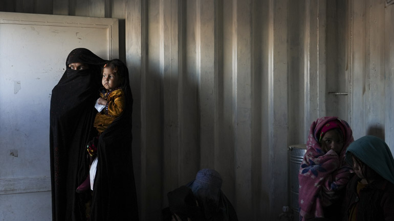 Αφγανιστάν: Οι Ταλιμπάν αποκλείουν γυναίκες και κορίτσια από την κοινωνική και τη δημόσια ζωή