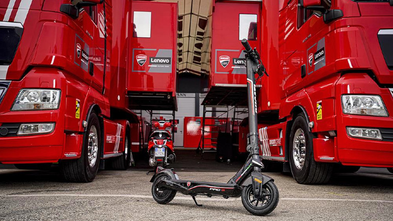 Οι αναβάτες της ομάδας MotoGP της Ducati θα κινούνται το 2022 με το Pro-III.