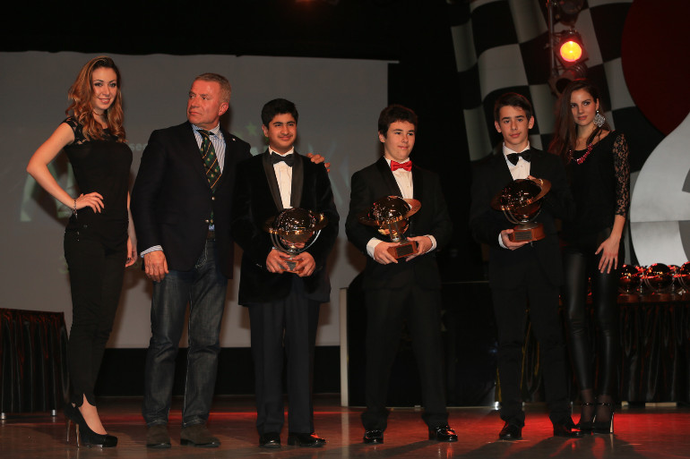 Βραβεύσεις και κοστούμια...