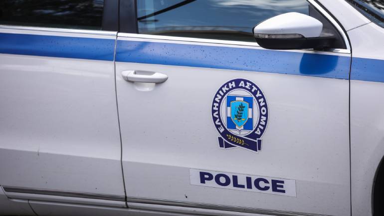 Ψάχνουν το παρελθόν των «ληστών με τις μάσκες»