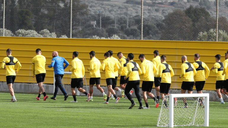 ΑΕΚ: Με πολλές απουσίες στην Τούμπα