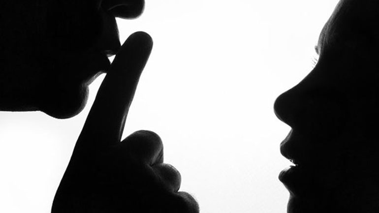 Γνωστός παίκτης ριάλιτι κατηγορείται για σεξουαλική παρενόχληση