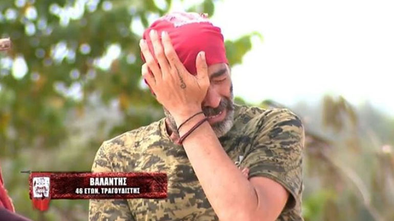 Ξέσπασε σε κλάματα ο Βαλάντης στο Survivor: «Ντρέπομαι πολύ να γυρίσω να δω τα παιδιά μου»