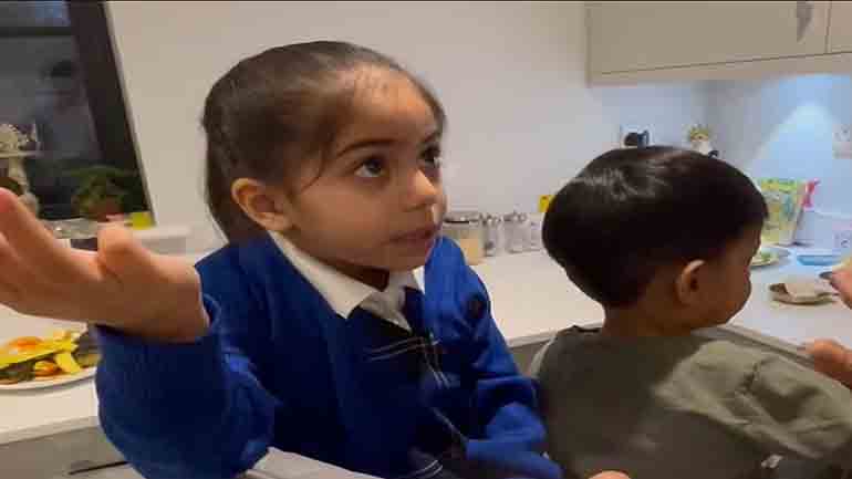 Viral η 5χρονη πιτσιρίκα που «δικάζει» τον Βρετανό πρωθυπουργό για τα κορωνοπάρτι