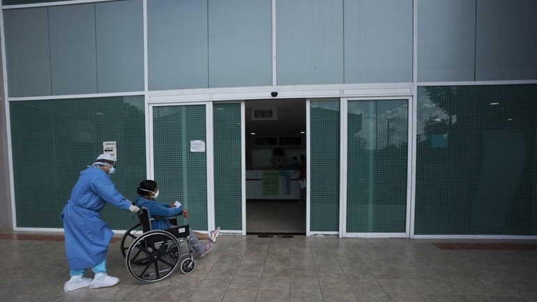 Κορωνοϊός: Ξεπέρασαν τους 302.000 οι νεκροί στο Μεξικό