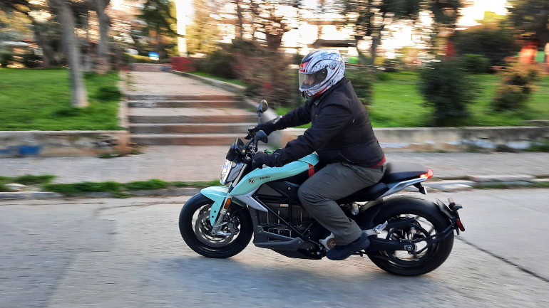 Εξαιρετική αίσθηση σε όλες τις συνθήκες με πολύ ποιοτικά περιφερειακά.