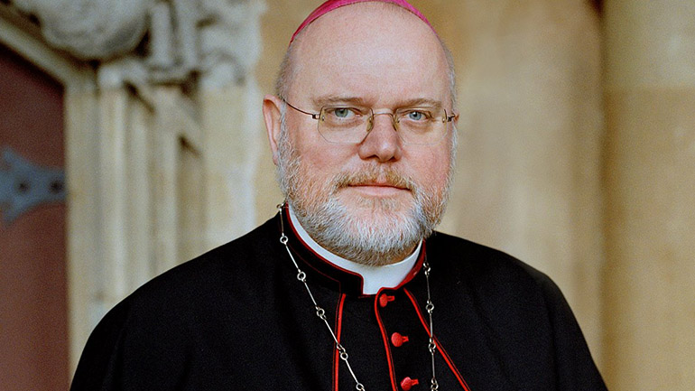 Ο Καρδινάλιος Μαρξ ντρέπεται για τα περιστατικά σεξουαλικής κακοποίησης στην Επισκοπή Μονάχου