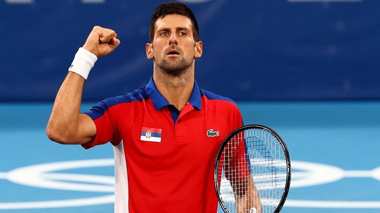 Ο Τζόκοβιτς σκέφτεται να μηνύσει την αυστραλιανή κυβέρνηση ζητώντας αποζημίωση 3,8 εκατ. ευρώ