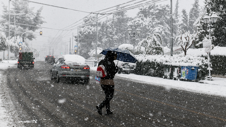 Χιόνια και τσουχτερό κρύο φέρνει η κακοκαιρία «Ελπίς»