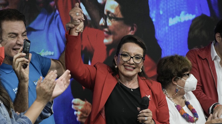 Στη δίνη πολιτικής κρίσης βυθίζεται η Ονδούρα – «Πραξικόπημα» από 20 βουλευτές