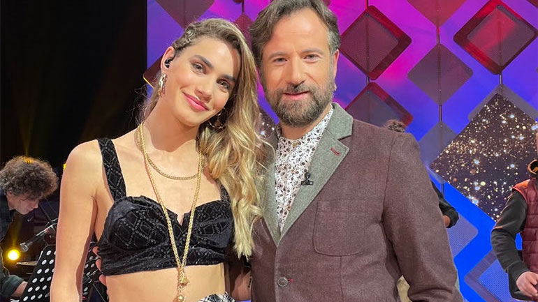 Αντωνία Καούρη: Η λαμπερή εμφάνιση στην εκπομπή του Κωστή Μαραβέγια