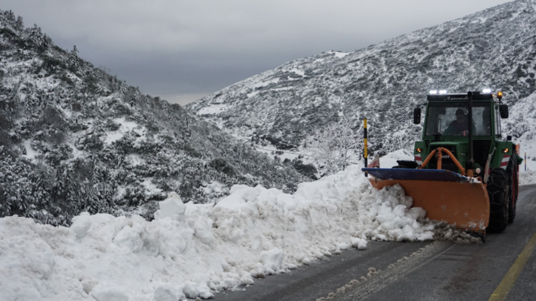 Διακοπή κυκλοφορίας στις λεωφόρους Πάρνηθος και Διονύσου