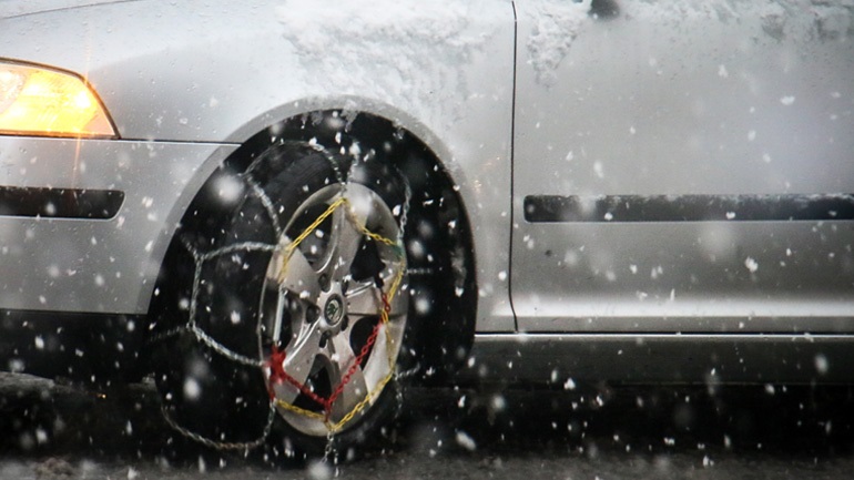 Διακοπή κυκλοφορίας σε Νέα Μάκρη και Δερβενοχώρια λόγω κακοκαιρίας