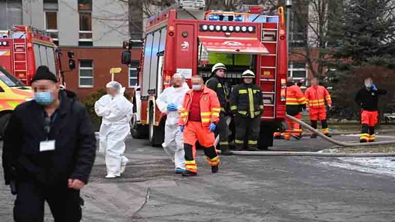 Ένας άνθρωπος έχασε τη ζωή του και δύο τραυματίστηκαν σε πυρκαγιά νοσοκομείου της Βουδαπέστης