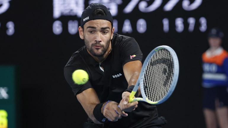 Australian Open: Προκρίθηκαν στους «8» Μπερετίνι και Μονφίς