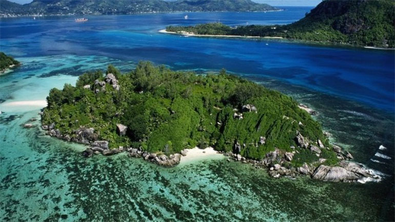 Νησί Μογιέν:  Πώς γεννήθηκε το μικρότερο παραδεισένιο εθνικό πάρκο του κόσμου