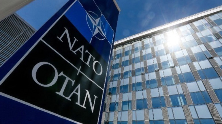 ΝΑΤΟ: Οποιαδήποτε περαιτέρω ρωσική επίθεση κατά της Ουκρανίας θα είχε υψηλό κόστος