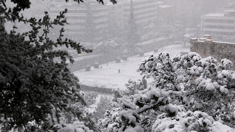 Πρόσκαιρη πυκνή χιονόπτωση στη Βόρεια Αττική