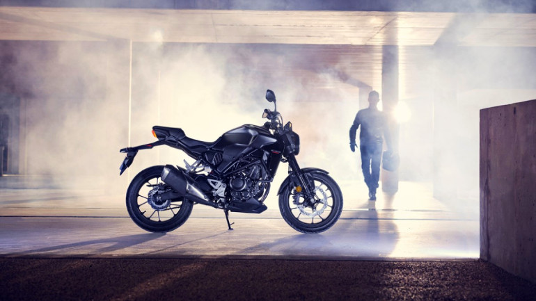 Ανανέωση για το Honda CB300R του 2022