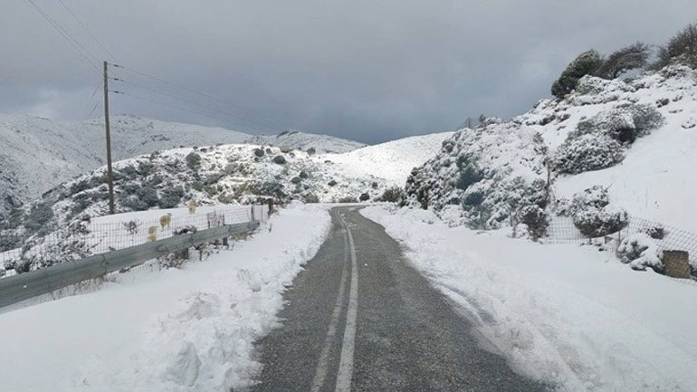Στα λευκά ντύθηκαν όλα τα Δωδεκάνησα