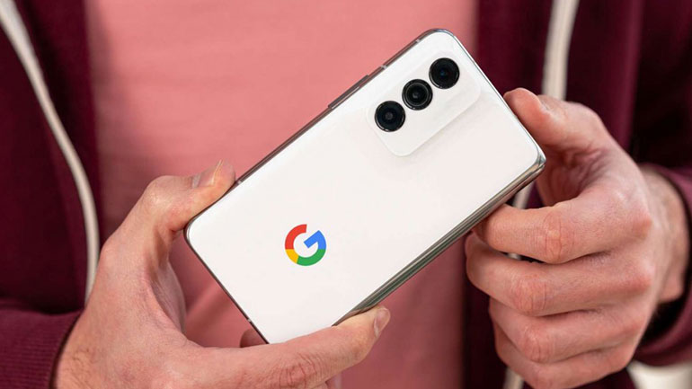 Αναδιπλούμενο smartphone και από την Google