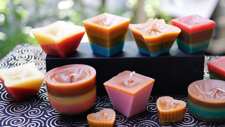 «Είμαστε 36 ώρες χωρίς ρεύμα, με μωρό παιδί, ζεσταινόμαστε με κεράκια ρεσό…»