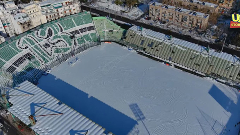 Λύγισε και η Λεωφόρος: Η κατάρρευση του στέγαστρου των επισήμων Up’ο ψηλά