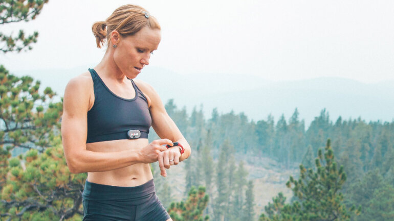 Οι συσκευές παρακολούθησης φυσικής δραστηριότητας μπορούν να σας βοηθήσουν να μειώσετε την καθιστική ζωή