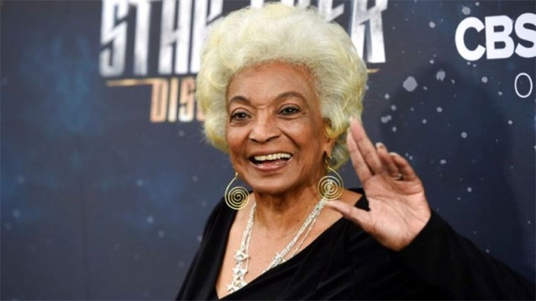 Ακτιβιστές ζητούν να απελευθερωθεί η Νισέλ Νίκολς του «Σταρ Τρεκ» από την κηδεμονία του γιου της