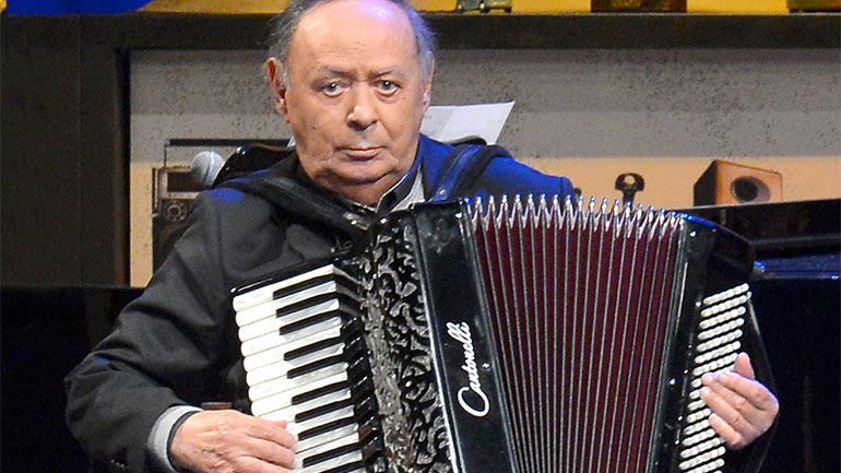 «Η Αυλή των Χρωμάτων»: Αφιέρωμα στον Τάκη Σούκα