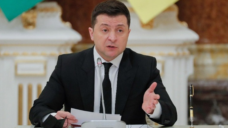 Ουκρανία: Ο Ζελένσκι τόνισε στον Μακρόν ότι ο διάλογος με τη Μόσχα πρέπει να συνεχιστεί