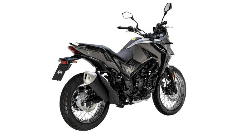 Οι αλλαγές σε σχέση με το NH-T 200 είναι κυρίως στο βάρος και τις επιδόσεις.