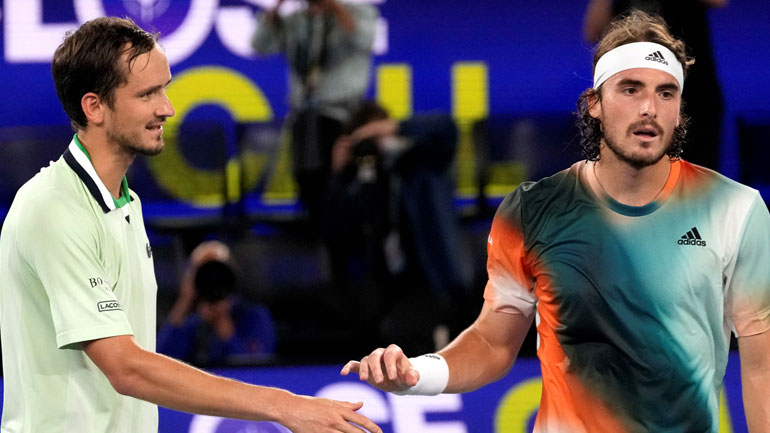 Australian Open: Το πρωτοφανές ξέσπασμα του Μεντβέντεφ και η απάντηση του Τσιτσιπά!