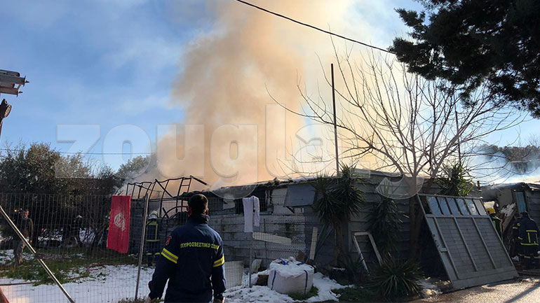 Πυρκαγιά σε παραπήγματα στην Κηφισιά