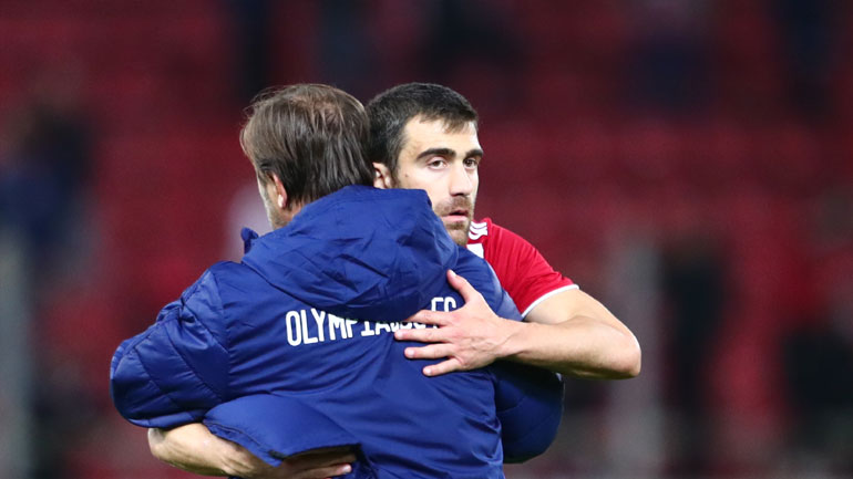 Παπασταθόπουλος: «Η ανανέωση Μάρτινς δείχνει πως ο Ολυμπιακός σκέφτεται σαν ευρωπαϊκή ομάδα»