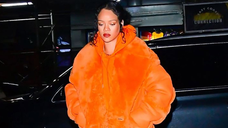 Orange is the new black: Φορέστε το πορτοκαλί τον χειμώνα όπως η Rihanna