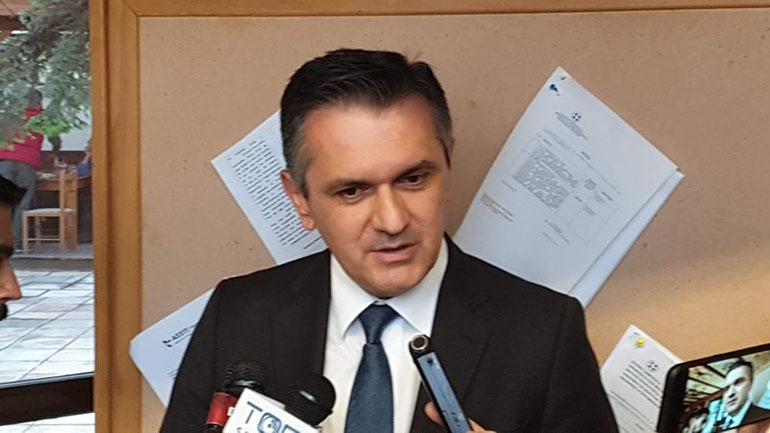 Υπόδικος κακουργήματος για απάτη είναι σύμβουλος του περιφερειάρχη Δ. Μακεδονίας