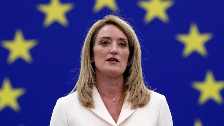 Μετσόλα: Αποφασισμένη να βοηθήσει να επουλωθεί το χάσμα στην Κύπρο