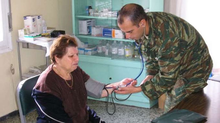 Οπλίτες θητείας με πτυχίο Ιατρικής στα περιφερειακά ιατρεία Κουφονησίων, Αρκιών και Ψερίμου