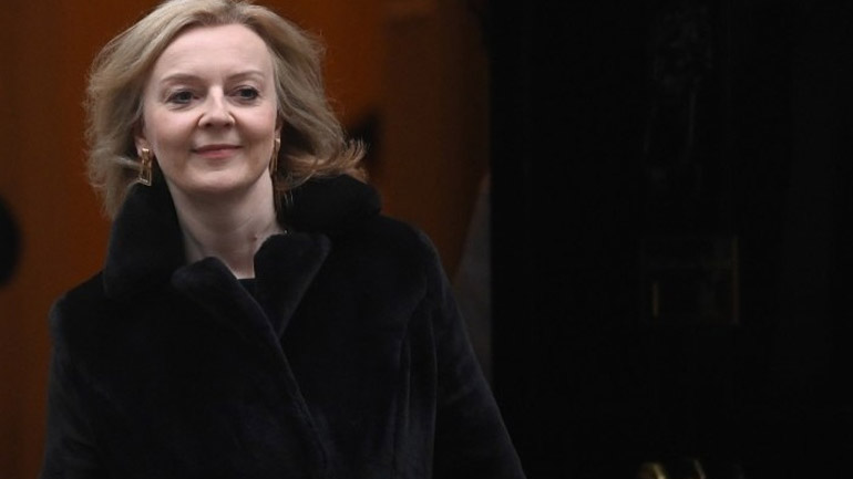 Το Λονδίνο θα ενισχύσει το οπλοστάσιο των κυρώσεων κατά της Ρωσίας για την Ουκρανία