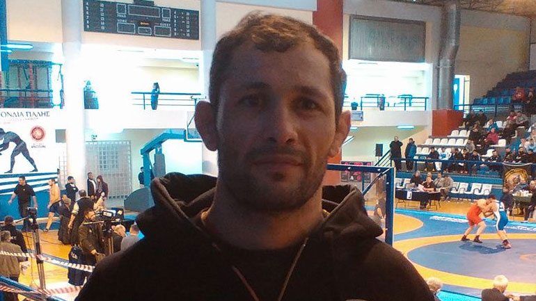 O Πέτρος Μανουηλίδης