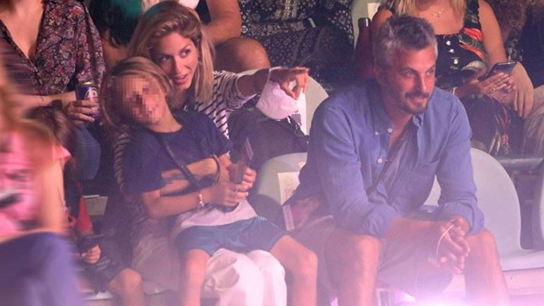 Η Σοφία Καρβέλα επιβεβαίωσε το διαζύγιό της από τον Θανάση Πανουργιά