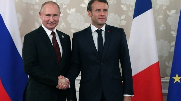 Τηλεφωνική επικοινωνία Πούτιν – Μακρόν για την Oυκρανία