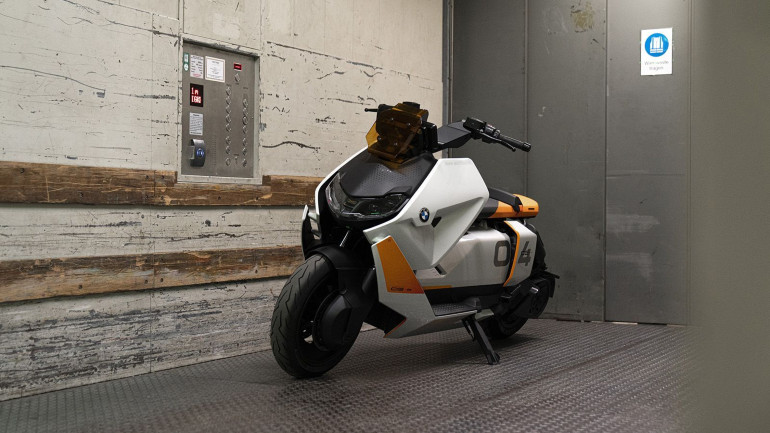 Πολλά υποσχόμενο το νέο ηλεκτρικό CE 04.