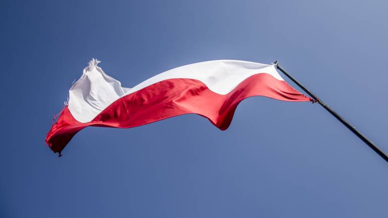 Πολωνία: Ο συνολικός αριθμός των περιστατικών της Covid-19 ξεπέρασε τα 5 εκατομμύρια