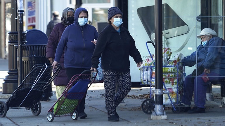 Ρωσία: Αριθμός-ρεκόρ 155.768 νέων μολύνσεων με Covid-19