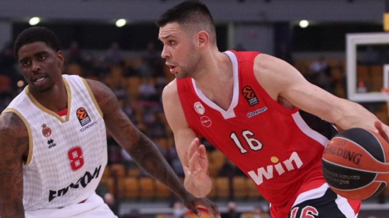 Παπανικολάου: «Άμυνα και καλές επιθετικές επιλογές τα “κλειδιά” με Μπασκόνια»